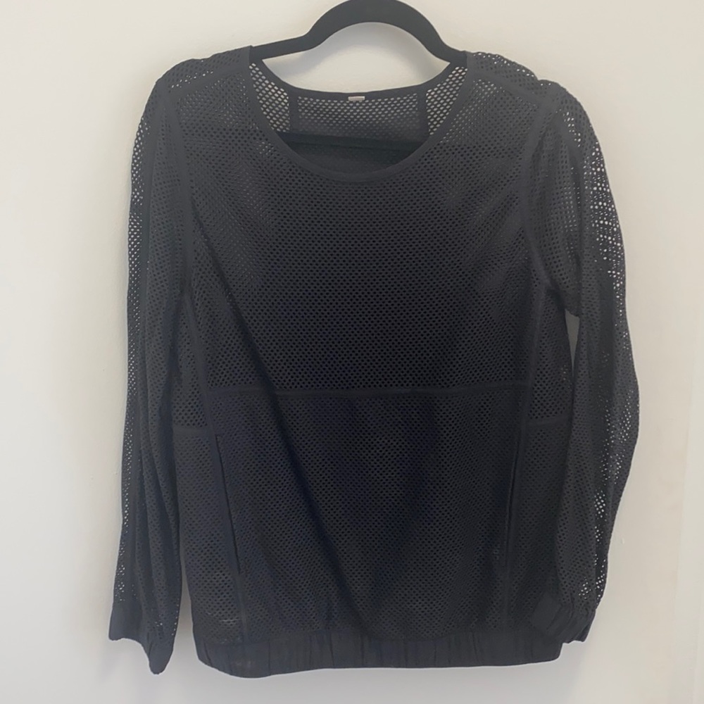 Mesh pullover